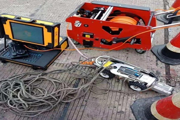 融安CCTV管道检测机器人